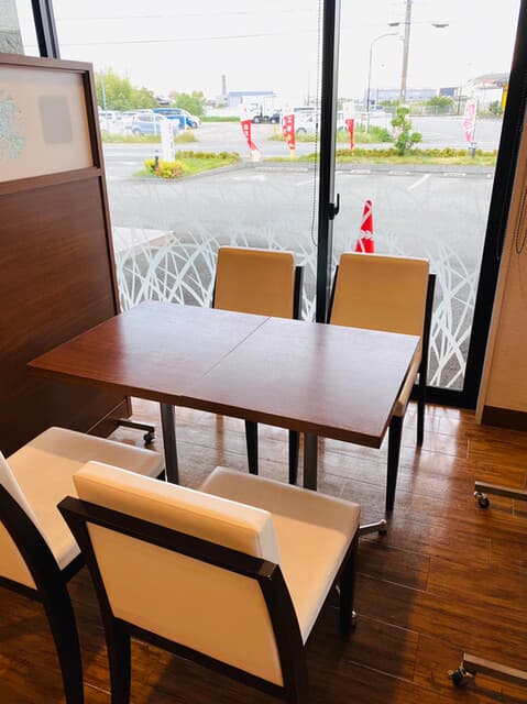 文明堂 工場直売店 の写真 4