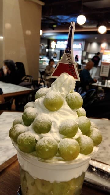 カフェ ド パリ 大丸心斎橋店 の写真 17
