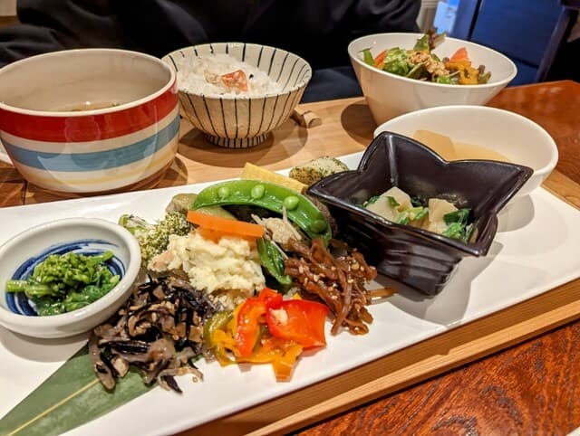 こだわり家 キッチンラボ 無垢 の写真 13