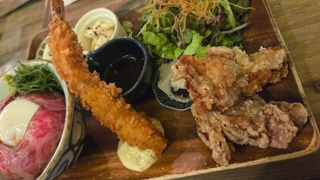 玉ねぎ倉庫跡地 志知カフェ の写真 15