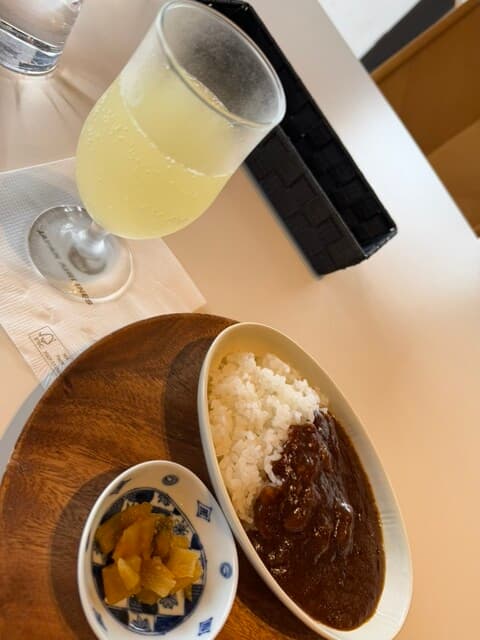 ダイニング ポート 御料鶴